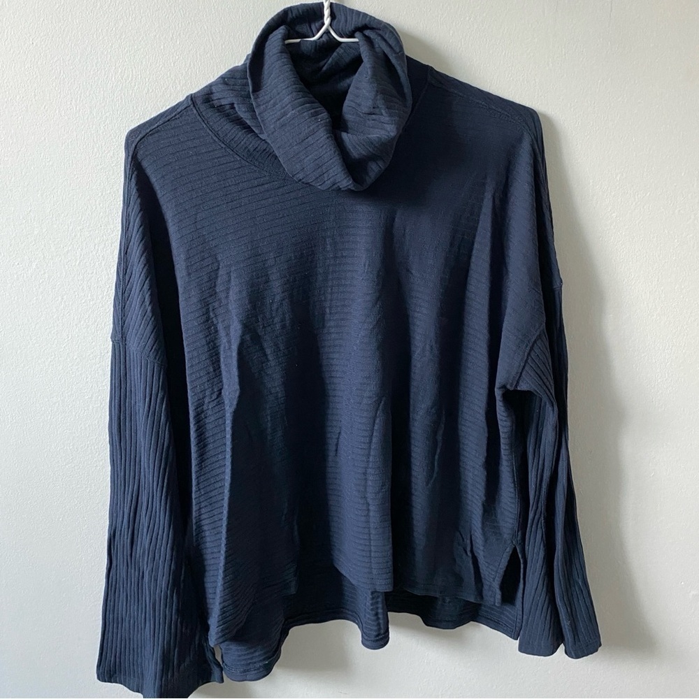 FP Movement Free People Oversized Navy Blue Ribbed Turtleneck Sweater XS
